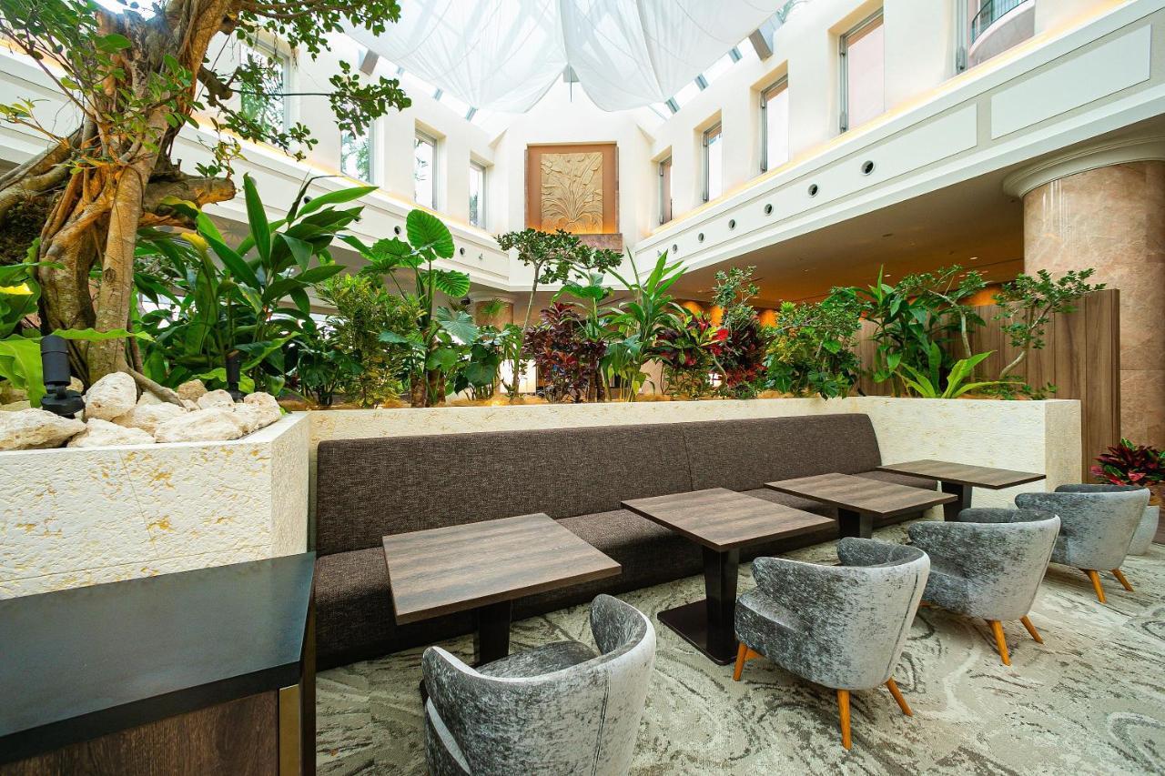 Oriental Hotel Okinawa Resort & Spa Nago Exterior photo The interior of the hotel