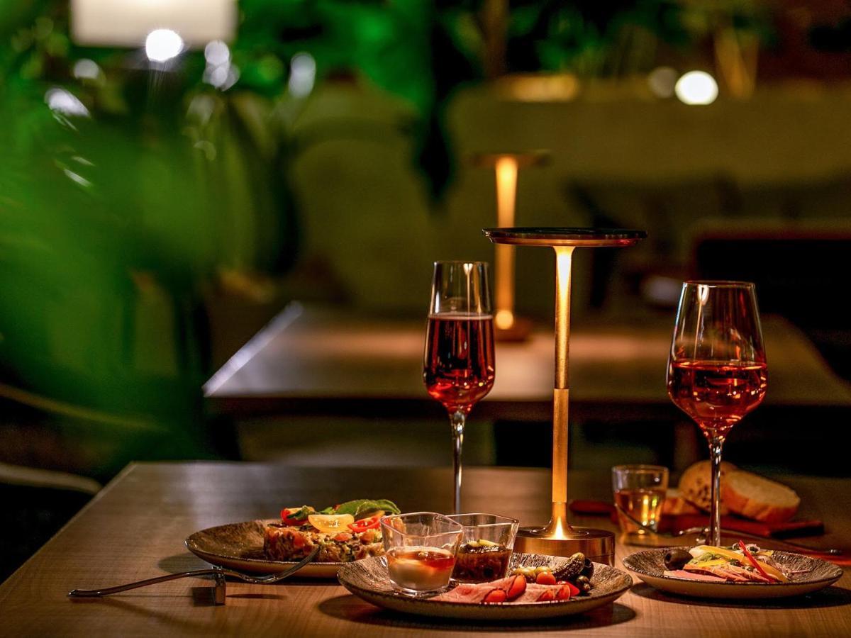 Oriental Hotel Okinawa Resort & Spa Nago Exterior photo A candlelight dinner