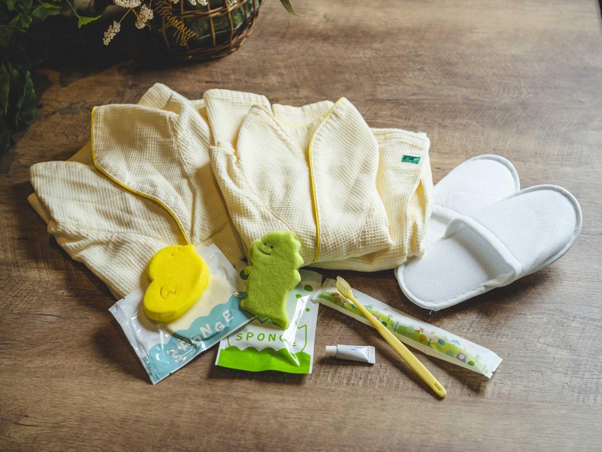 Oriental Hotel Okinawa Resort & Spa Nago Exterior photo A set of onsen amenities